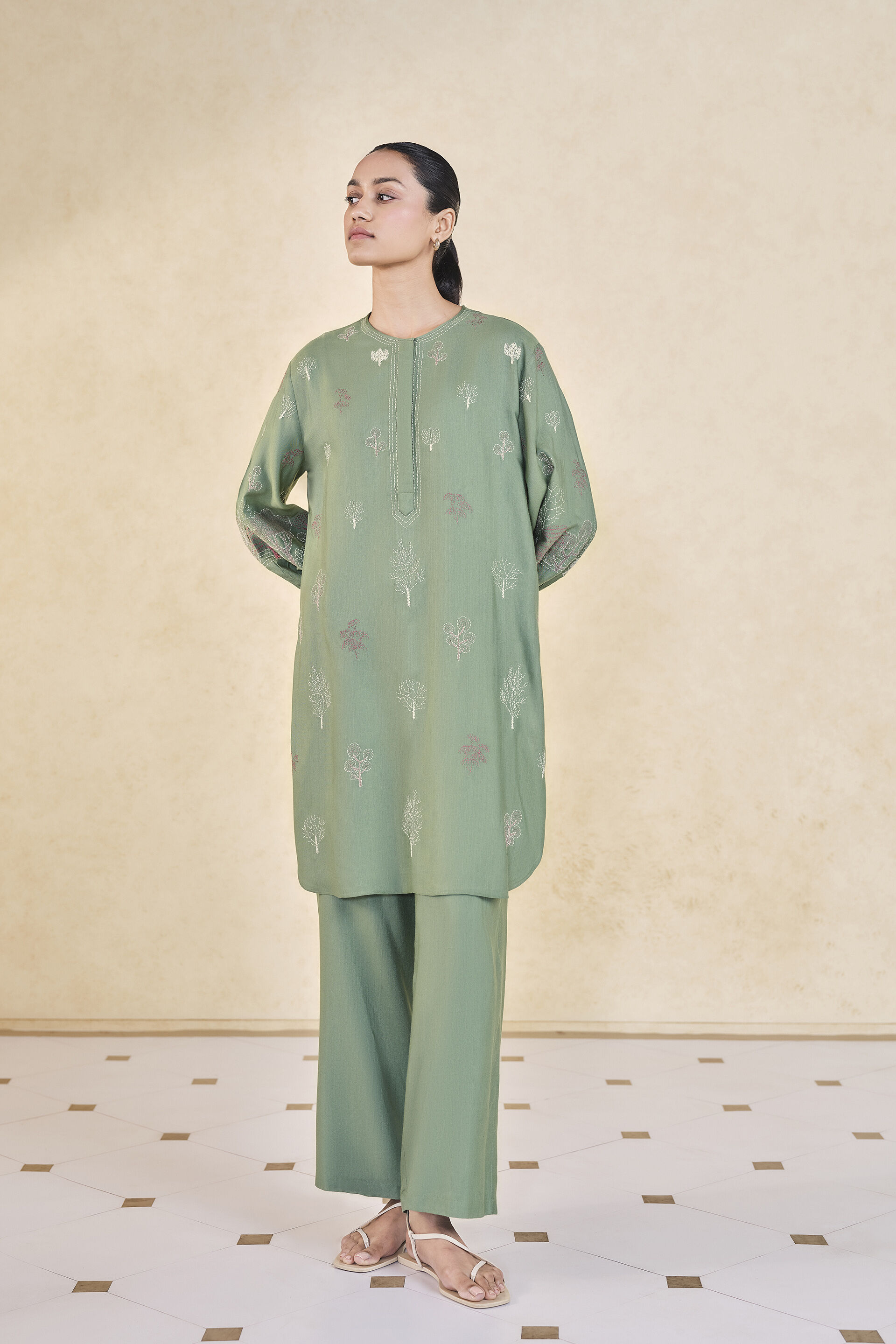 Dream Hand-embroidered Kantha Co-ord - Sage